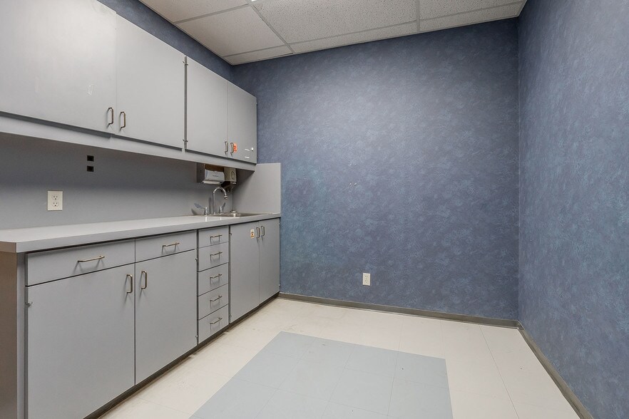 More Photos Of 1441 Redbud Blvd, McKinney Medical For Sale