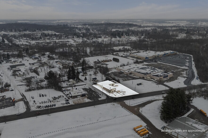 More Photos Of 922 W Fourth St, Mansfield Warehouse For Lease