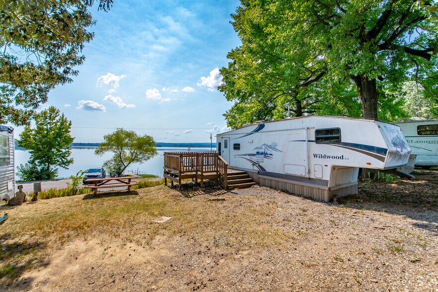 More Photos Of 18 Coffee Creek Lndg, Perryville Hotel For Sale