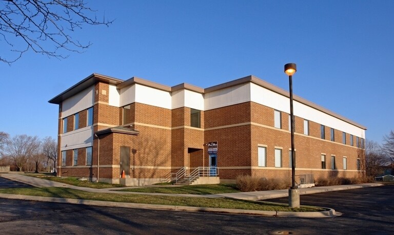 More Photos Of 550 E Boughton Rd, Bolingbrook Medical For Lease