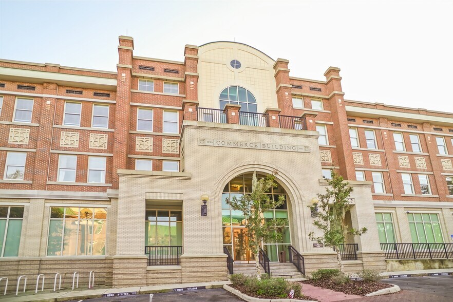 More Photos Of 300 E University Ave, Gainesville Coworking Space