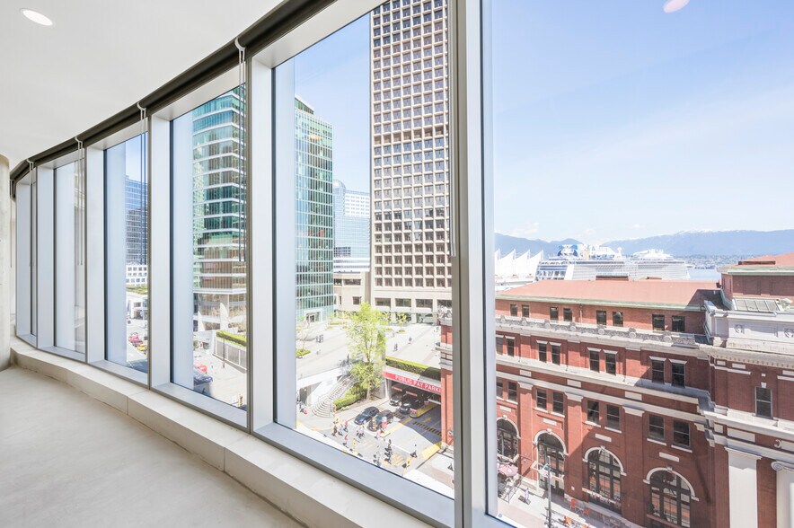More Photos Of 320 Granville St, Vancouver Office For Sale