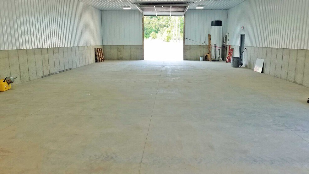 More Photos Of 1235 Lincoln Rd, Allegan Warehouse For Sale