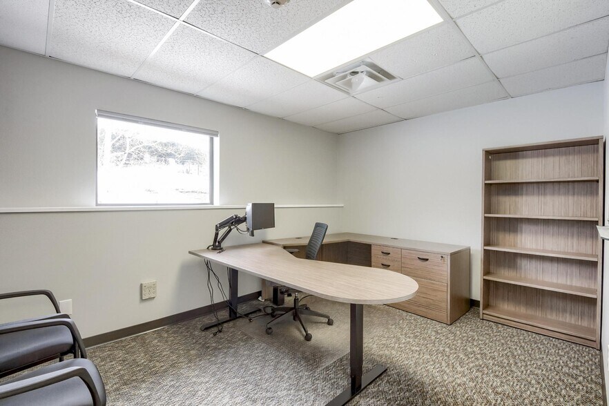 More Photos Of 19316 Goddard Ranch Ct, Morrison Office For Lease