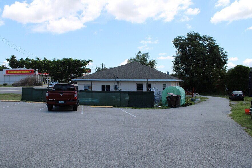 More Photos Of , Lake Wales Office For Sale