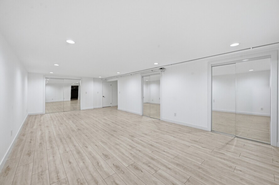 More Photos Of 1732-1770 Blake St, Denver Storefront For Sale