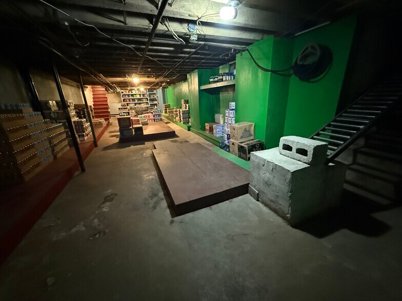 More Photos Of 6501 Elmwood Ave, Philadelphia Convenience Store For Sale