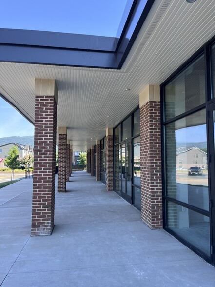 More Photos Of 1005 Heathercroft Cir, Crozet Apartments For Lease