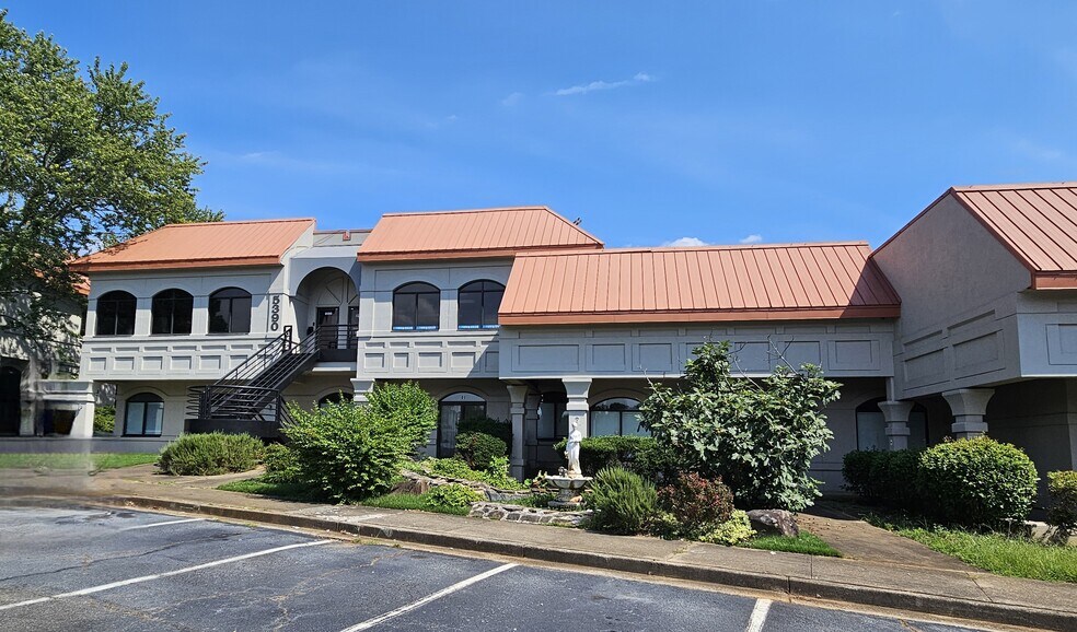 More Photos Of 5390 Peachtree Industrial Blvd, Norcross Storefront Retail Office For Lease
