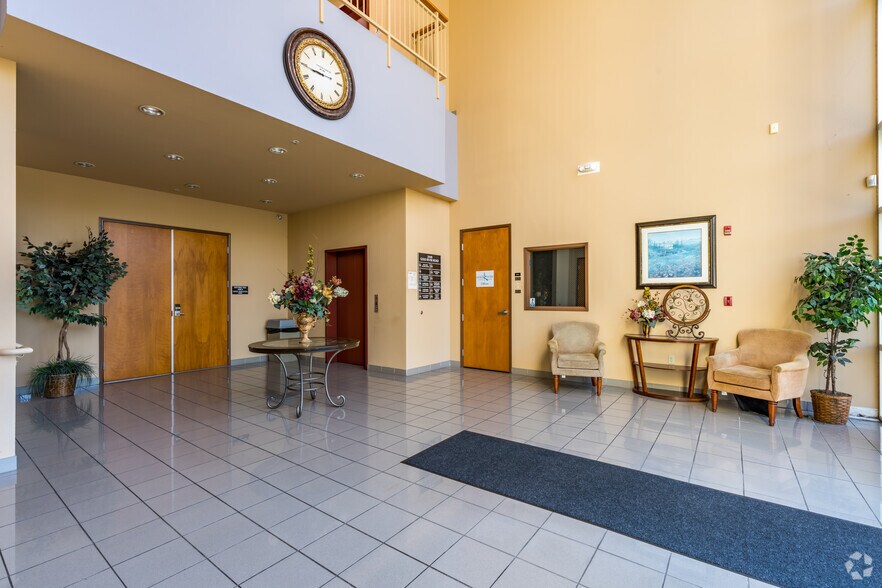 More Photos Of 2440 Gold River Rd, Rancho Cordova Office For Sale