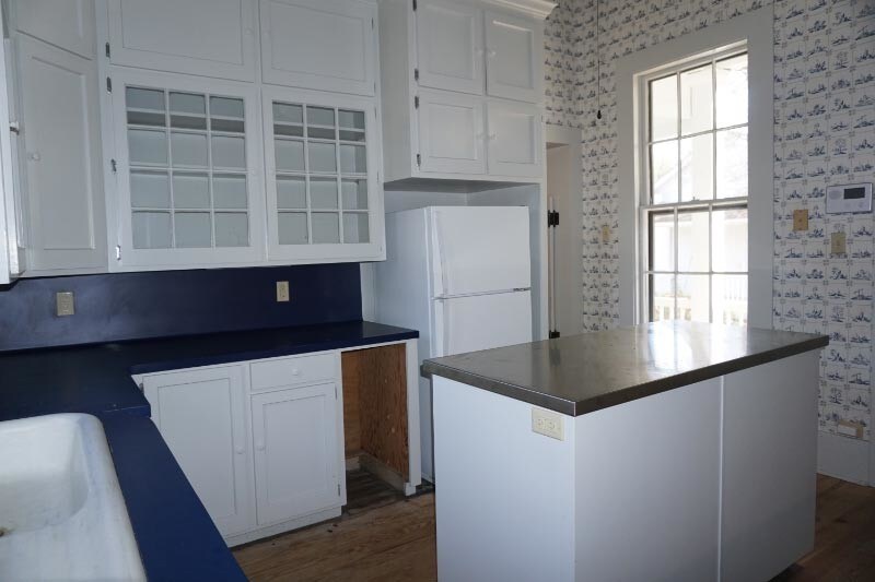 More Photos Of 668 N Main St, Jasper Storefront Retail Office For Sale