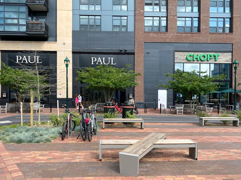 More Photos Of 4535 Avondale St, Bethesda Apartments For Sale