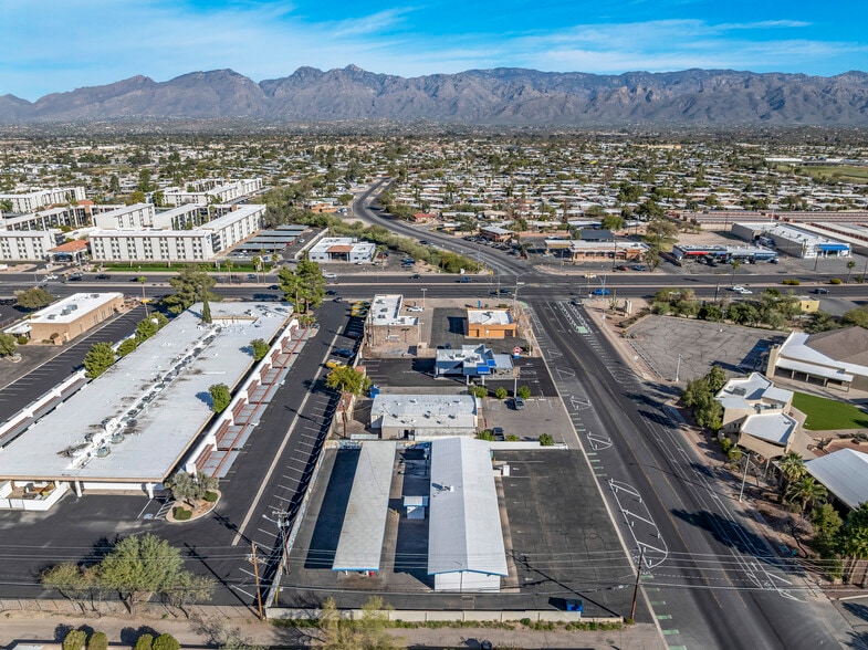 More Photos Of 160 S Sarnoff Dr, Tucson Carwash For Sale