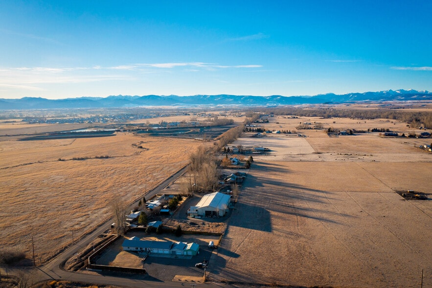 More Photos Of 7795 Thorpe Rd, Bozeman Industrial For Sale