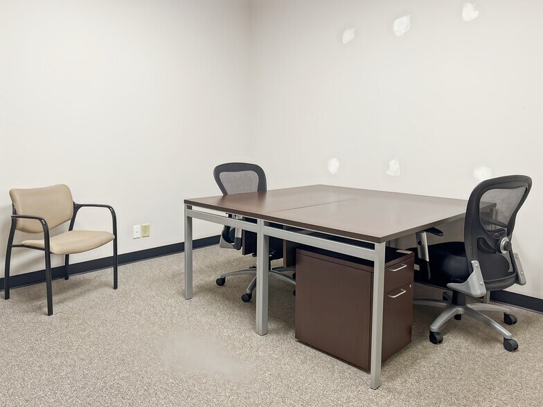 More Photos Of 1600 Airport Fwy, Bedford Coworking Space