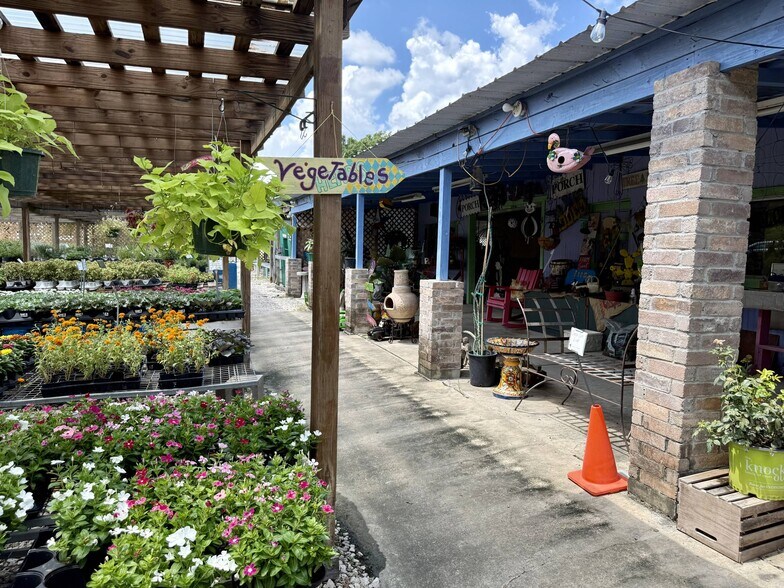 More Photos Of 20698 Eva St, Montgomery Garden Center For Lease