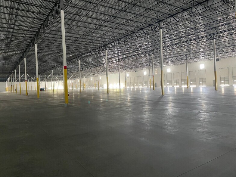 More Photos Of 225 Daniel Payne Dr, Birmingham Unknown For Lease