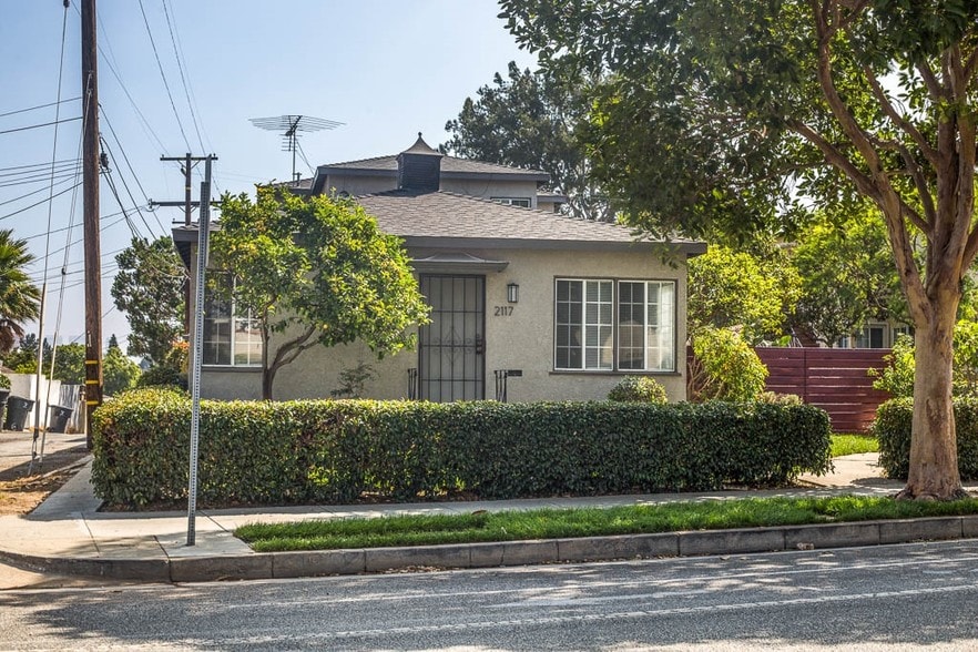 More Photos Of 2117 Stewart St, Santa Monica Apartments For Sale