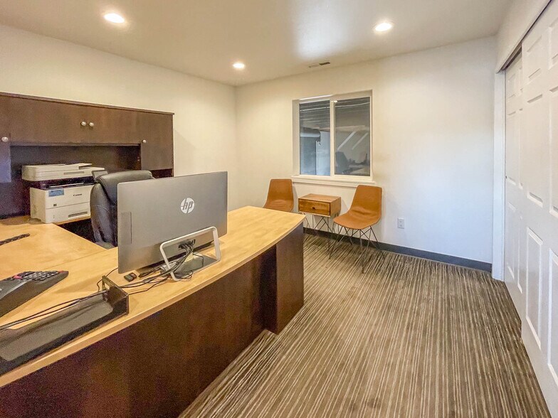 More Photos Of 1625 W Duke Rd, Sutherlin Warehouse For Sale