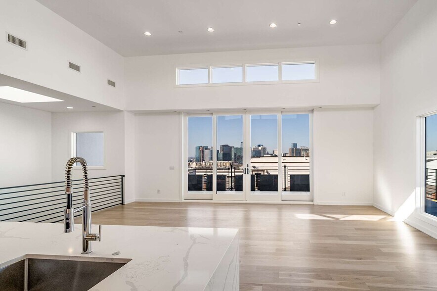 More Photos Of 1017 12th Ave S, Nashville Apartments For Sale