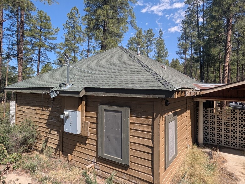 More Photos Of 101 Marapai Rd, Prescott Specialty For Sale