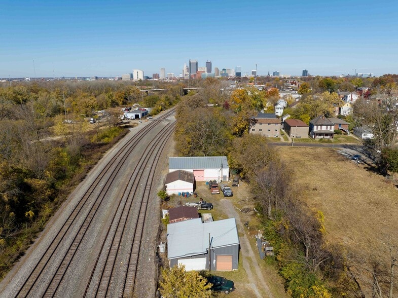 More Photos Of 78 W Jenkins Ave, Columbus Manufacturing For Sale