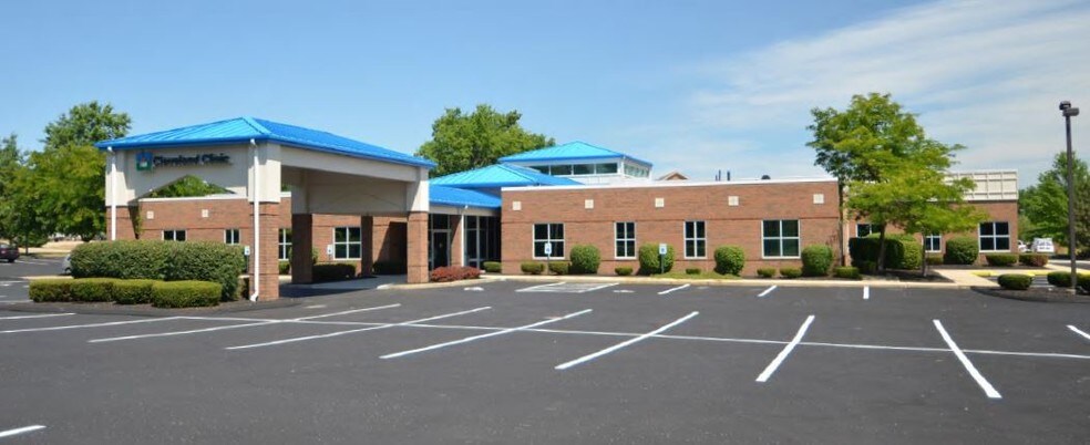 More Photos Of 1587 Boettler Rd, Green Medical For Lease