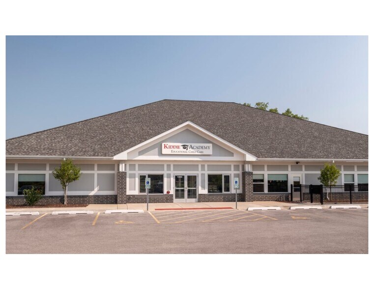 Primary Photo Of 1502 75th St, Darien Daycare Center For Sale