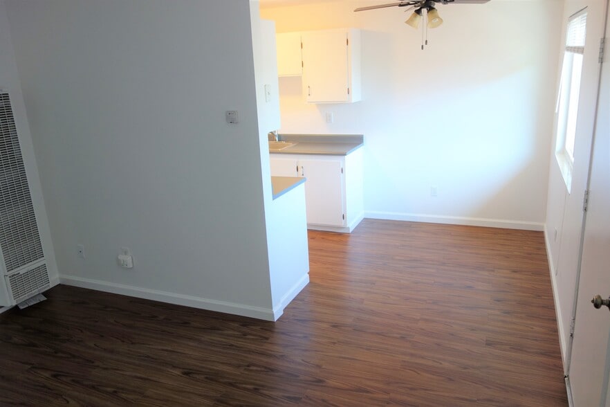 More Photos Of 433 Sonoma Ave, Santa Rosa Apartments For Sale