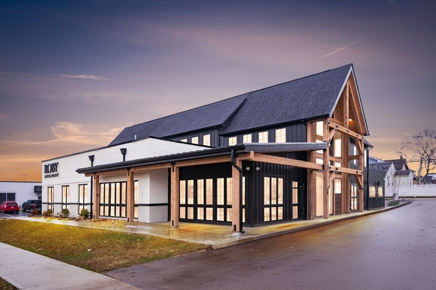 More Photos Of 1075 W 3rd Ave, Columbus Storefront Retail Office For Lease