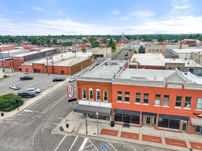 More Photos Of 120 S Rock Island Ave, El Reno Storefront Retail Office For Lease