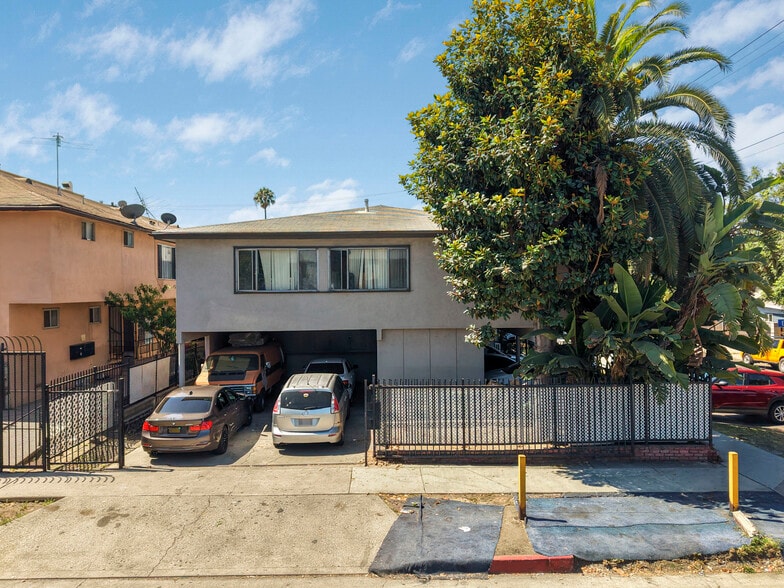 More Photos Of 1014 N El Centro Ave, Los Angeles Apartments For Sale
