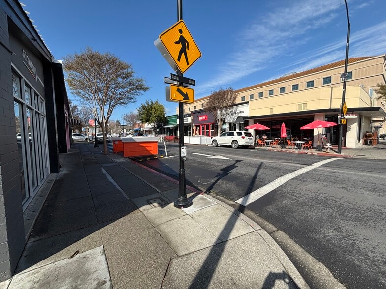 More Photos Of 1405-1417 2nd St, Napa Freestanding For Lease