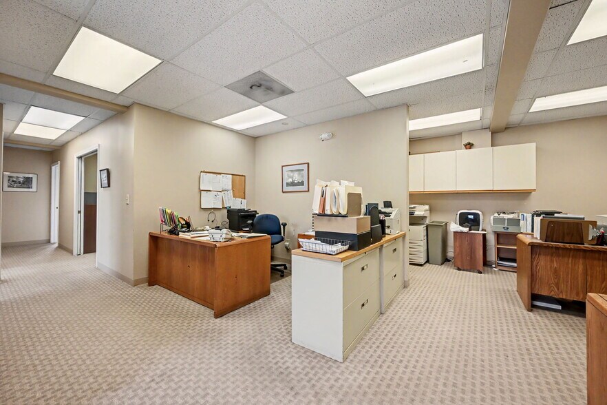 More Photos Of 22-24 East Ave, New Canaan Office For Sale