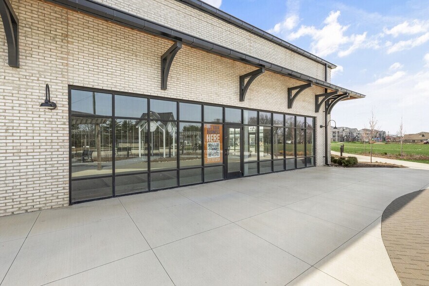 More Photos Of 15966 Spring Mill Rd, Westfield Unknown For Lease