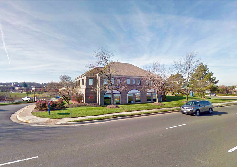 Primary Photo Of 7800-7818 Sudley Rd, Manassas Office For Lease