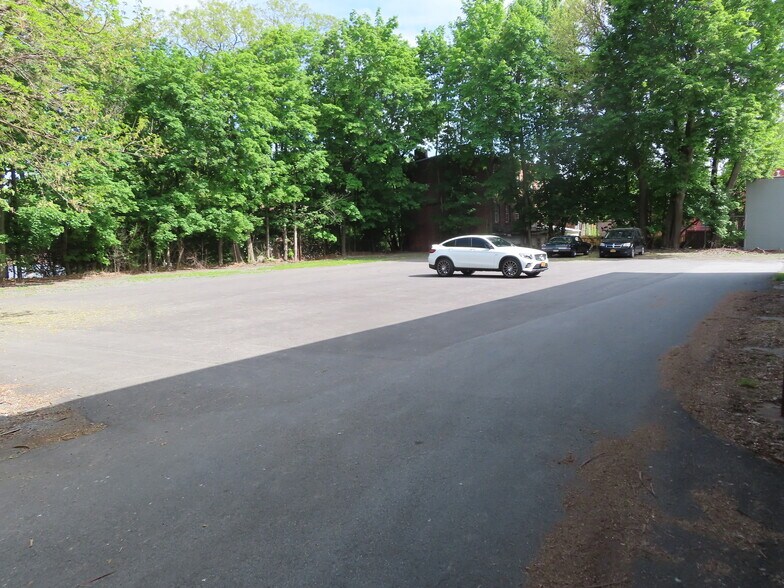 More Photos Of 24 Johnes St, Newburgh Light Manufacturing For Lease