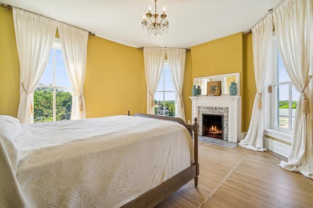 More Photos Of 220 Saint Lawrence Ave, Janesville Storefront Retail Residential For Sale