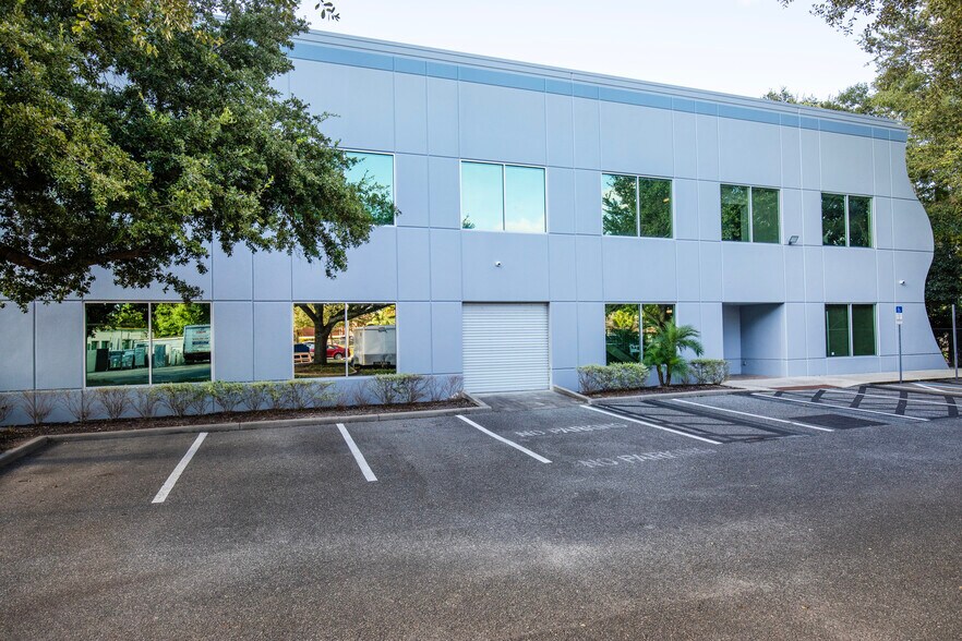 More Photos Of 685 S Ronald Reagan Blvd, Longwood Office For Sale