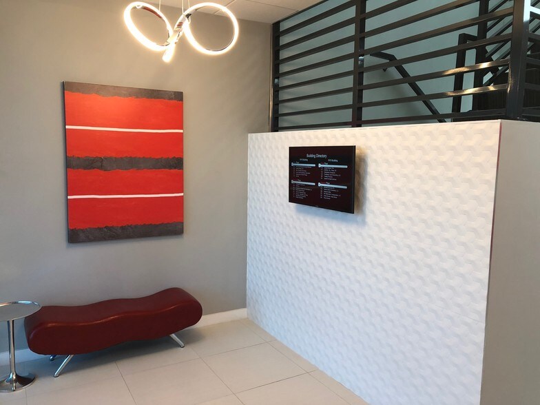 More Photos Of 1915-1919 NE 45th St, Fort Lauderdale Office For Lease