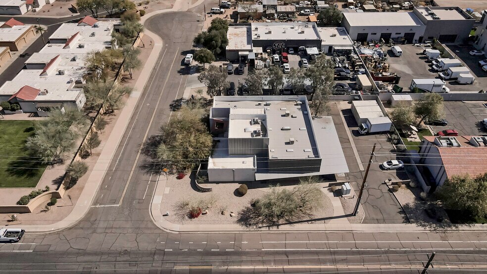 More Photos Of 1375 N Miller Rd, Tempe Research And Development For Sale