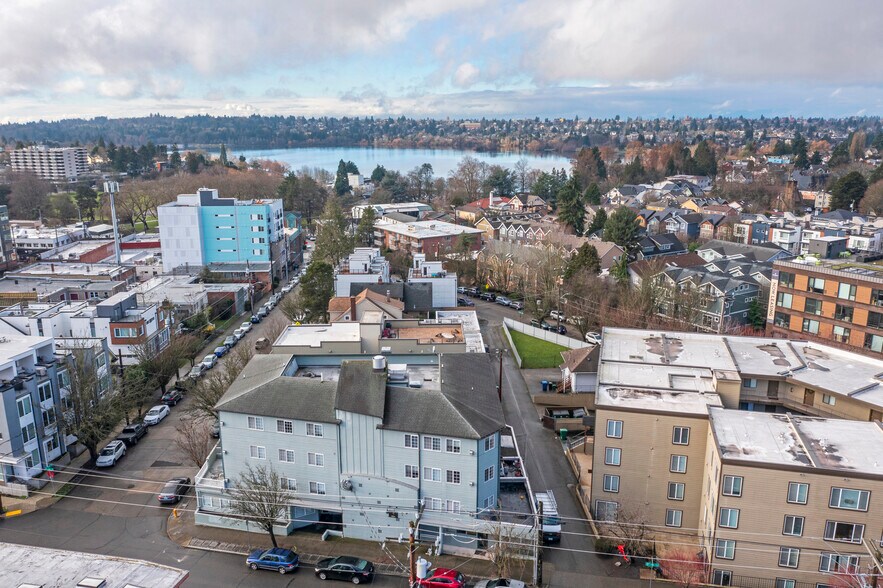 More Photos Of 7301 5th Ave NE, Seattle Office For Lease