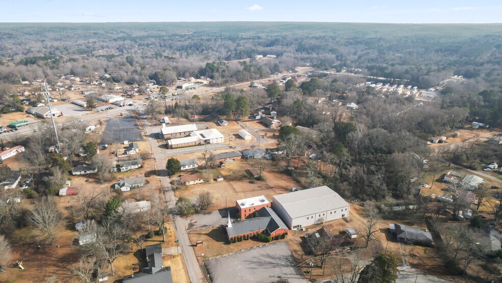 More Photos Of 2117 Church St, Cottondale Religious Facility For Sale