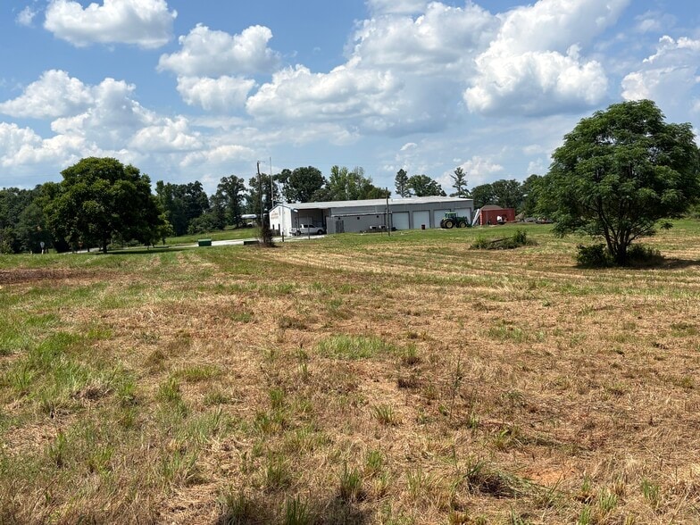 More Photos Of 33600 AL Highway 22, Verbena Flex For Sale