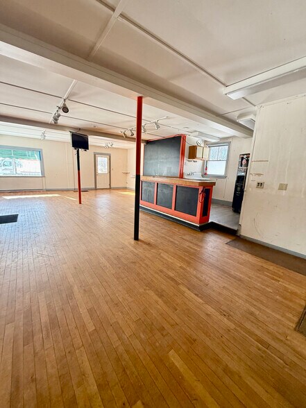 More Photos Of 27 Huckins Rd, Epsom Service For Lease