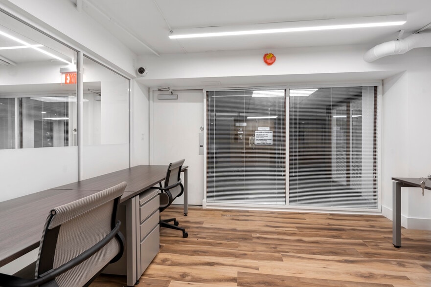 More Photos Of 13499 Biscayne Blvd, Miami Apartments For Sale