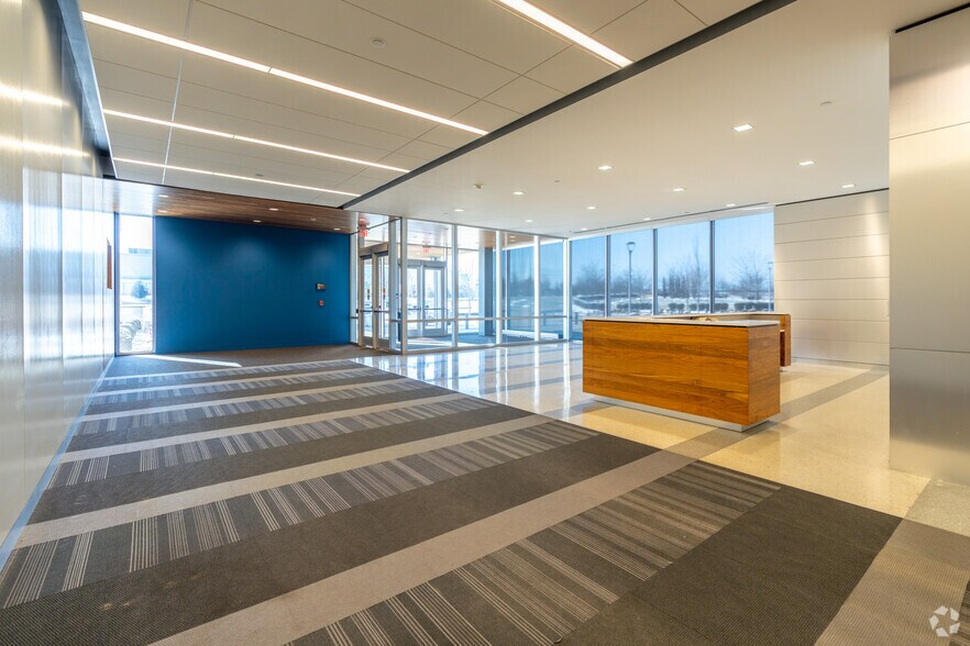 More Photos Of 4700 N Hanley Rd, Berkeley Office For Lease