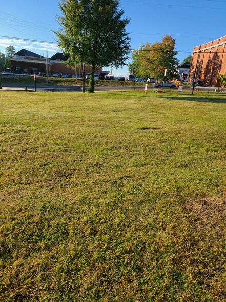 More Photos Of 117 Buford Dr, Lawrenceville Freestanding For Sale