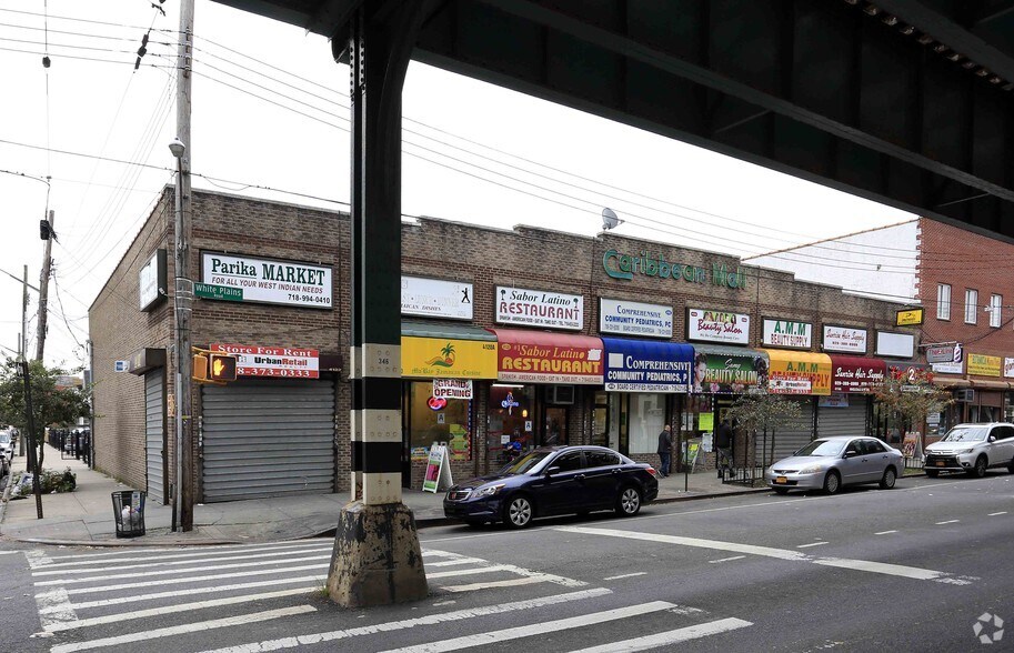 More Photos Of 4114-4122 White Plains Rd, Bronx Storefront For Lease