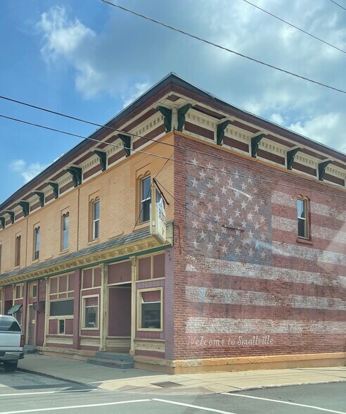 More Photos Of 2 E Main St, Plano Storefront Retail Residential For Sale